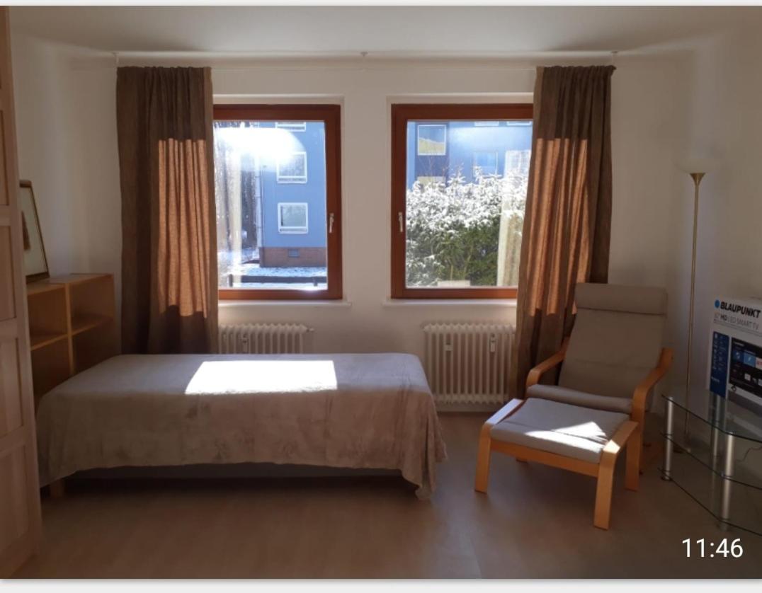Monteurswohnung-Kas-1 Zimmer Mit Eigenem Bad Salzgitter Esterno foto